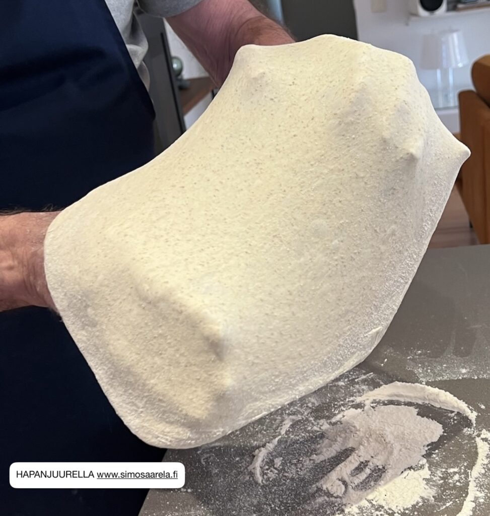 Pizzapohjan muotoilu